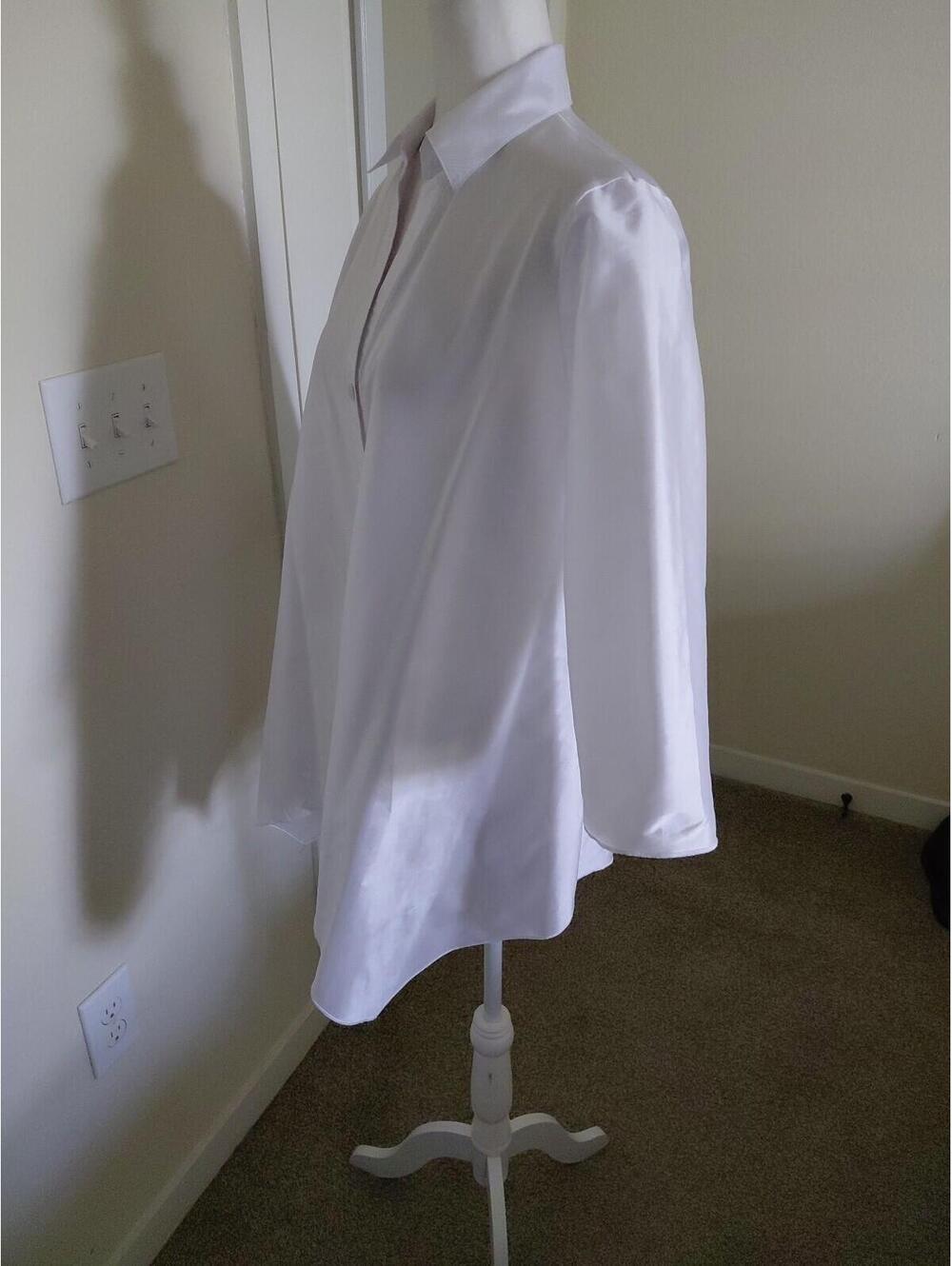 Beluva San Francisco  Button-Up Shirt White Sz 12 EUC - Picture 5 of 8